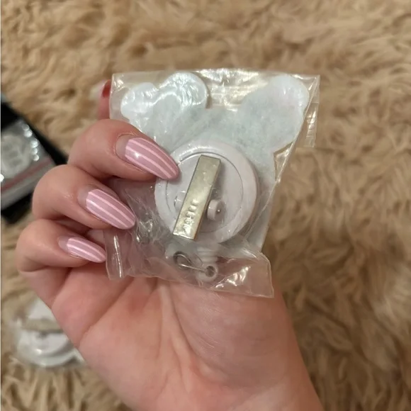 NEW Nurse Badge Reels / Accessories - Picture 2 of 3